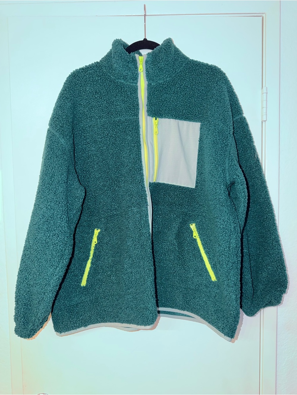 Women's Sherpa Jacket Size XL | Universal Thread | NWT